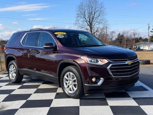 2018 Chevrolet Traverse LT Cloth