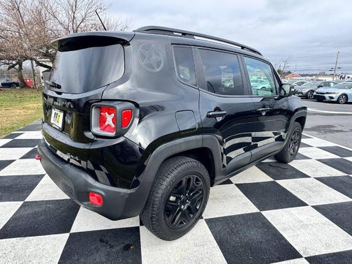 2017 Jeep Renegade Trailhawk
