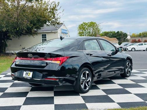 2023 Hyundai ELANTRA HEV Limited