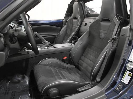 2024 Mazda MX-5 Miata Club