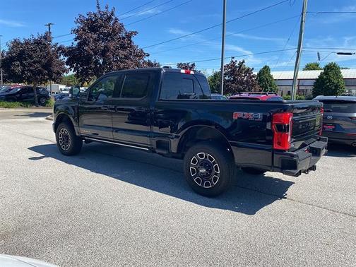 Agate Black 2025 Ford F-250 Platinum