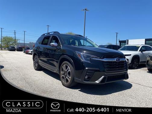 Crystal Black Silica 2023 Subaru Ascent Limited 7-Passenger