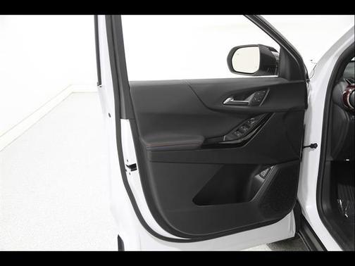 Iridescent Pearl Tricoat 2025 Chevrolet Equinox RS