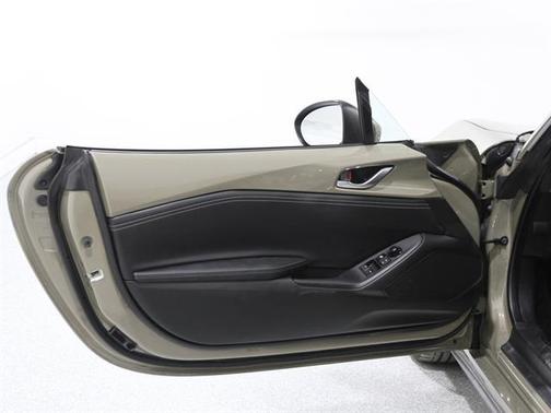 2023 Mazda MX-5 Miata RF Grand Touring