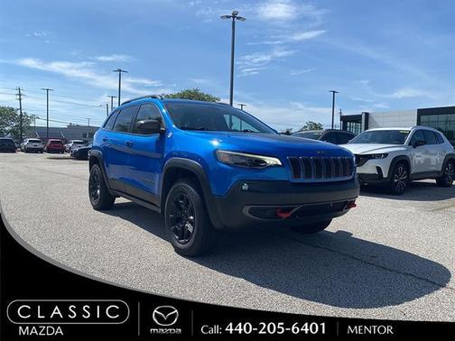 Blue 2019 Jeep Cherokee Trailhawk