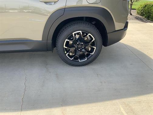 Zircon Sand Metallic 2026 Mazda CX-50 2.5 S Meridian Edition