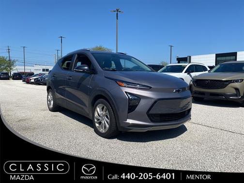 Gray Ghost Metallic 2023 Chevrolet Bolt EUV LT