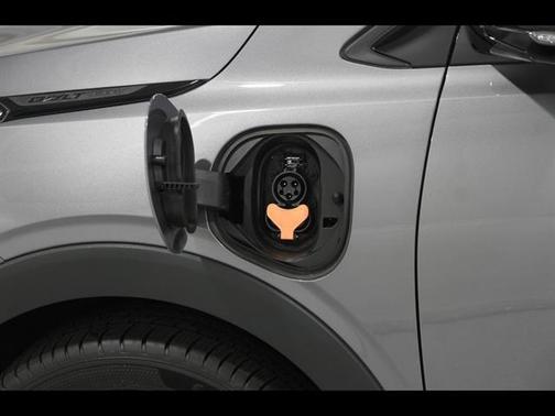Gray Ghost Metallic 2023 Chevrolet Bolt EUV LT