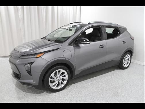 Gray Ghost Metallic 2023 Chevrolet Bolt EUV LT