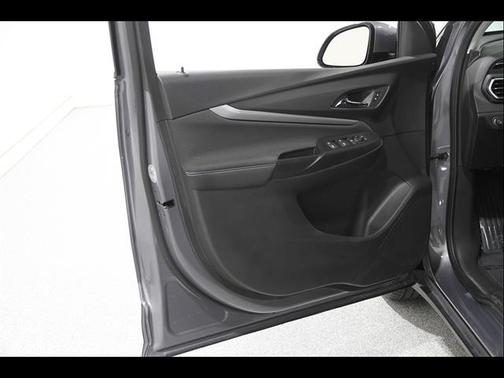 Gray Ghost Metallic 2023 Chevrolet Bolt EUV LT