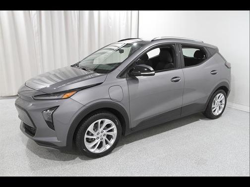 Gray Ghost Metallic 2023 Chevrolet Bolt EUV LT