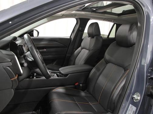 2025 Mazda CX-50 Premium Package