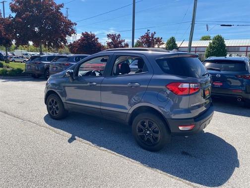 Smoke 2022 Ford EcoSport SE