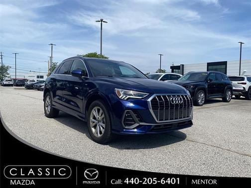 Navarra Blue Metallic 2025 Audi Q3 45 S line Premium