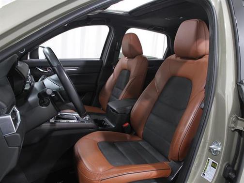 2024 Mazda CX-5 Carbon Edition