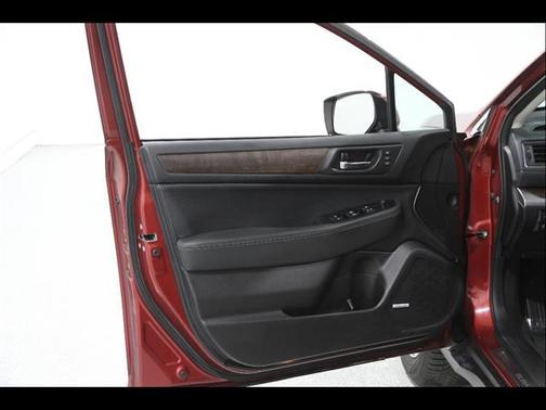 Venetian Red Pearl 2017 Subaru Outback 3.6R Limited