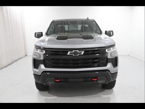Sterling Gray Metallic 2024 Chevrolet Silverado 1500 LT Trail Boss