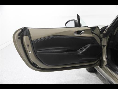 2023 Mazda MX-5 Miata RF Club