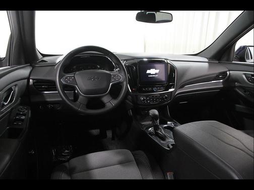 Blue 2023 Chevrolet Traverse LT Cloth
