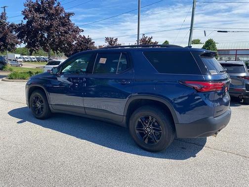 Northsky Blue Metallic 2023 Chevrolet Traverse LT Cloth