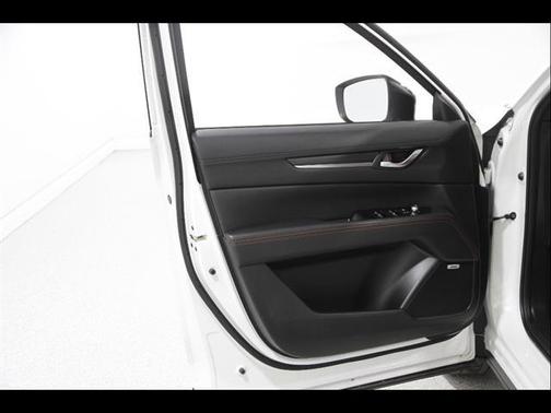 2024 Mazda CX-5 Carbon Edition