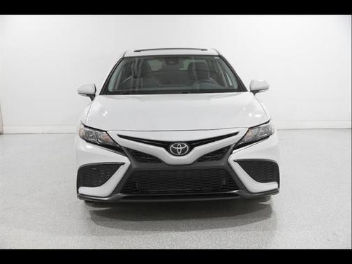 White 2023 Toyota Camry SE