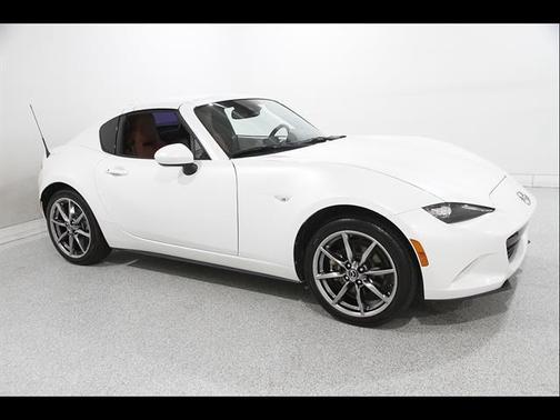 Snowflake White Pearl 2023 Mazda MX-5 Miata RF Grand Touring