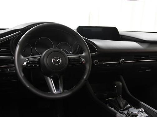 2025 Mazda Mazda3 2.5 S Carbon Edition