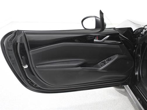 2025 Mazda MX-5 Miata RF Grand Touring