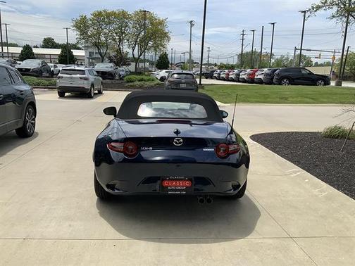Deep Crystal Blue Mica 2026 Mazda MX-5 Miata Grand Touring