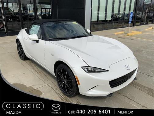Snowflake White Pearl Mica 2026 Mazda MX-5 Miata GRAND TOURING