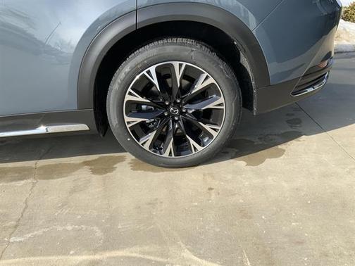 2026 Mazda CX-90 Premium Plus