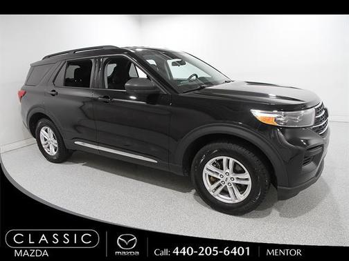 Agate Black 2022 Ford Explorer XLT