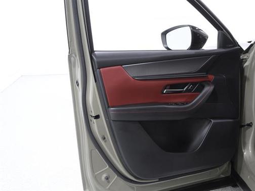 2025 Mazda CX-70 PHEV Premium Plus Package