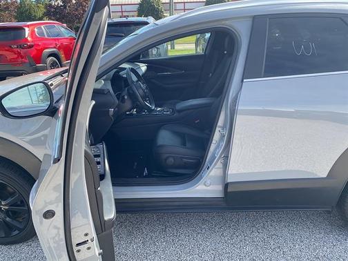 Metallic 2025 Mazda CX-30 Select