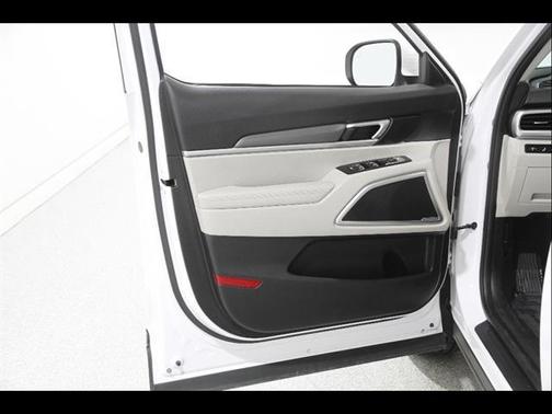 Glacial White Pearl 2021 Kia Telluride S