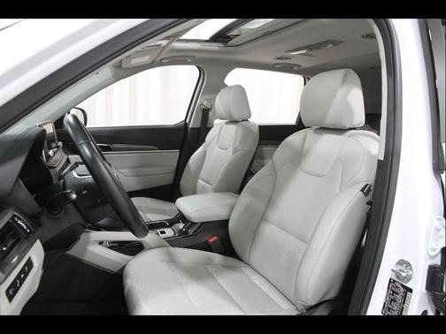 Glacial White Pearl 2021 Kia Telluride S