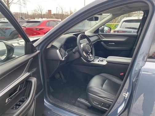 Polymetal Gray Metallic 2025 Mazda CX-70 PHEV PR