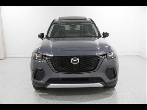 Polymetal Gray Metallic 2025 Mazda CX-70 PR