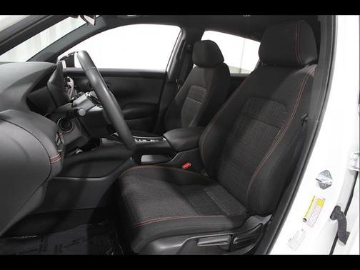 White 2024 Honda HR-V Sport