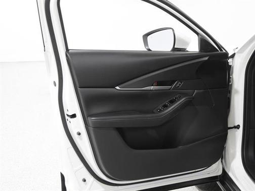 2022 Mazda CX-30 Select