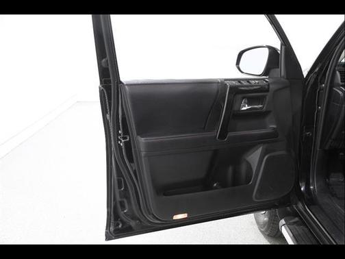 Midnight Black Metallic 2019 Toyota 4Runner Sport