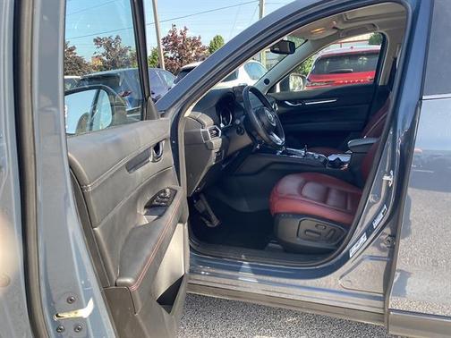 Polymetal Gray Metallic 2023 Mazda CX-5 2.5 S Carbon Edition