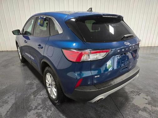 Dark Persian Green Metallic 2020 Ford Escape SE