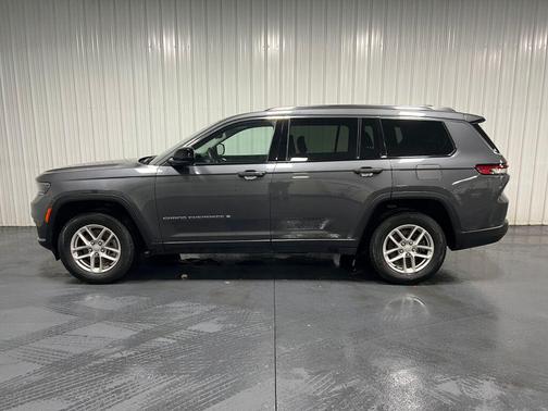2022 Jeep Grand Cherokee L Laredo