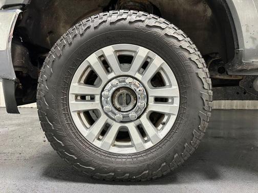 Gray 2018 Ford F-250 XLT