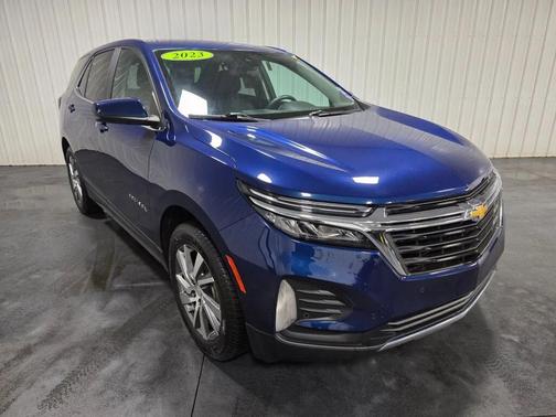 Blue Glow Metallic 2023 Chevrolet Equinox 1LT