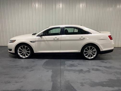 2018 Ford Taurus Limited