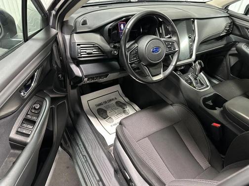 Crystal Black Silica 2024 Subaru Outback Premium
