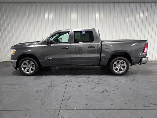 Granite Crystal Metallic Clearcoat 2022 RAM 1500 Big Horn/Lone Star
